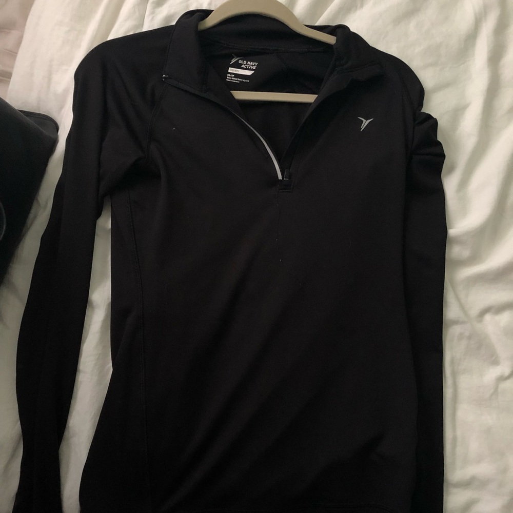 Old navy pullover athletic
